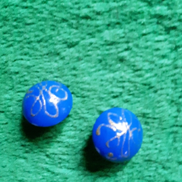 Vintage earrings - Picture 1 of 1